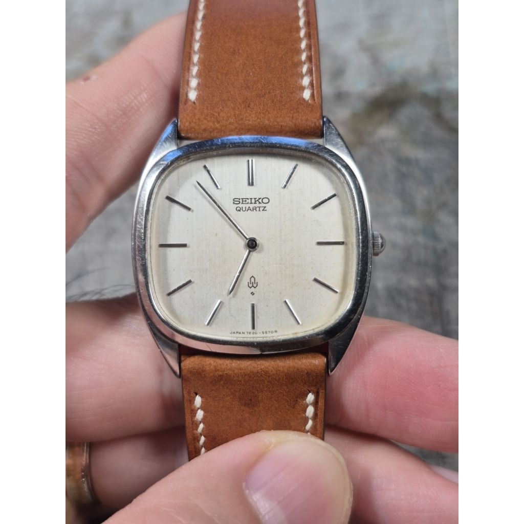Seiko Quartz Vintage Tv Shape Men Size