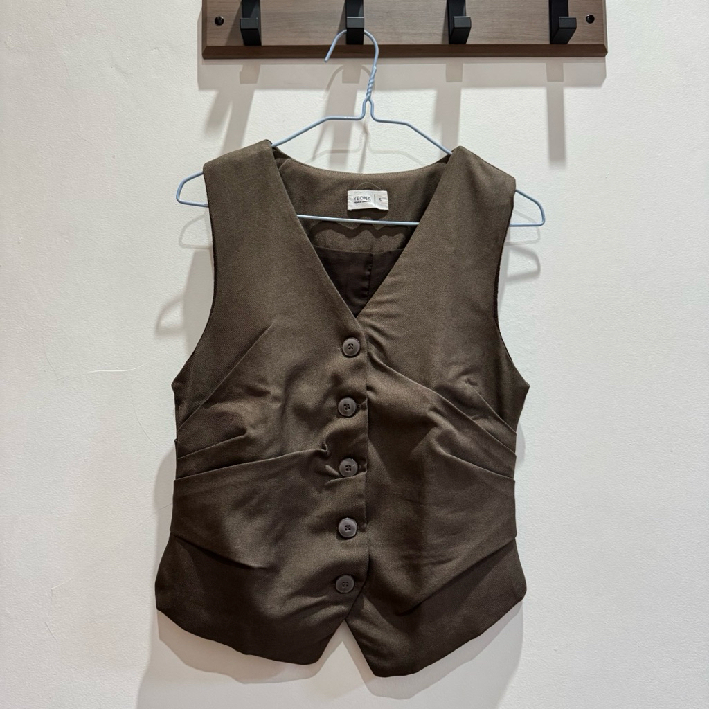 [PRELOVED] Yeona Vest Top