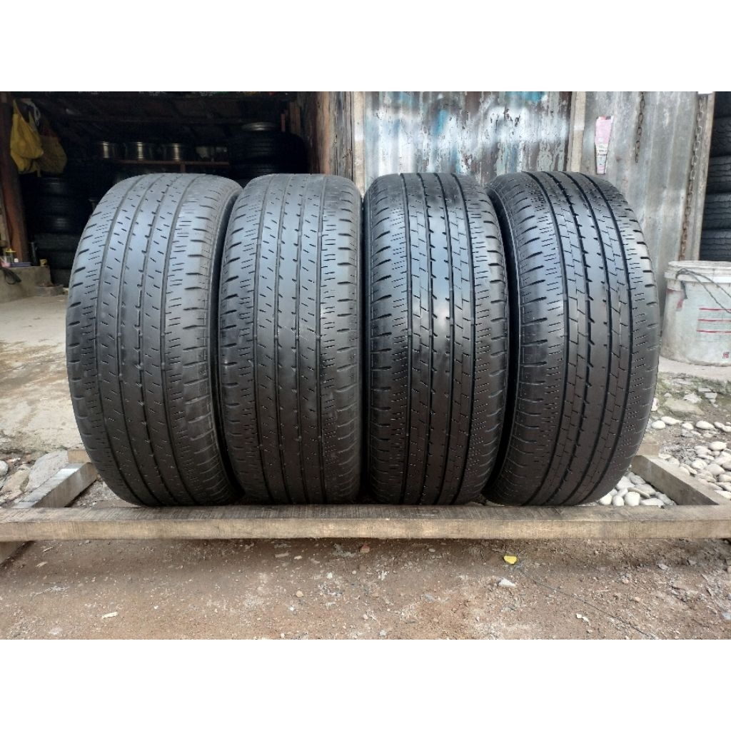Ban bekas 215/55 R17 Bridgestone turanza ER33