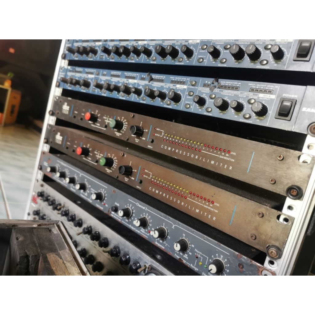 COMPRES DBX 160A