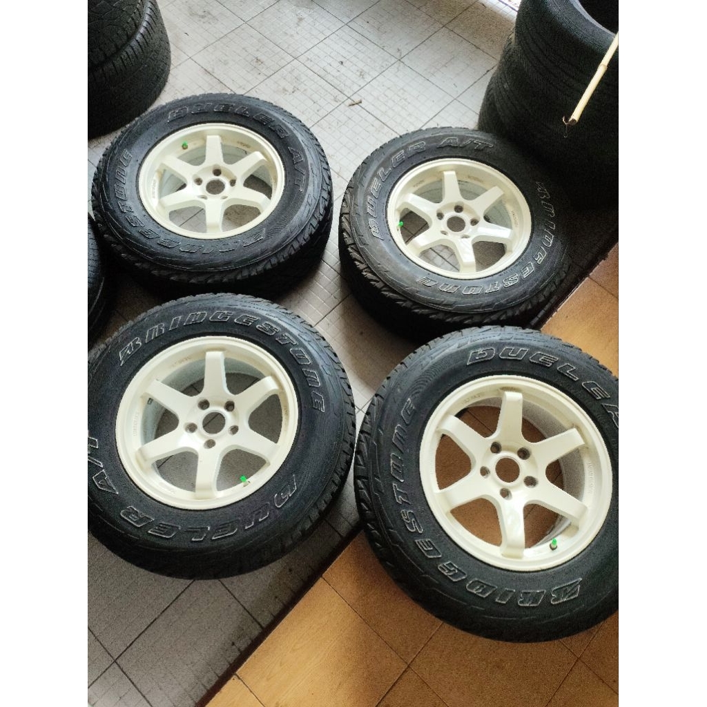 VELG MOBIL R16 PCD 5x114 (VELG ONLY) TE37 PUTIH