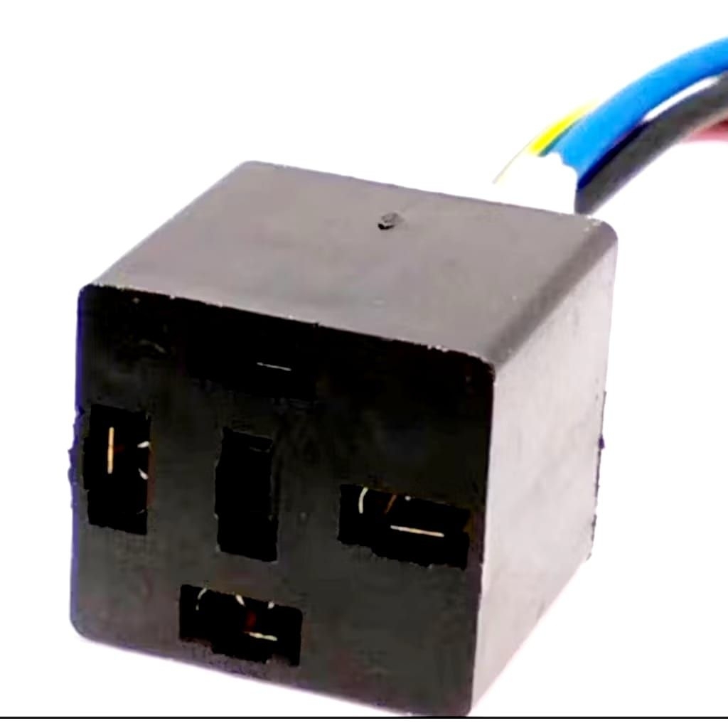 RUMAH RELAY 4 KAKI + KABEL /BOX RELAY 4Kaki/ Rumah Relay 4 Kaki/ Warna Hitam , Relay Box 4 Kaki Warn