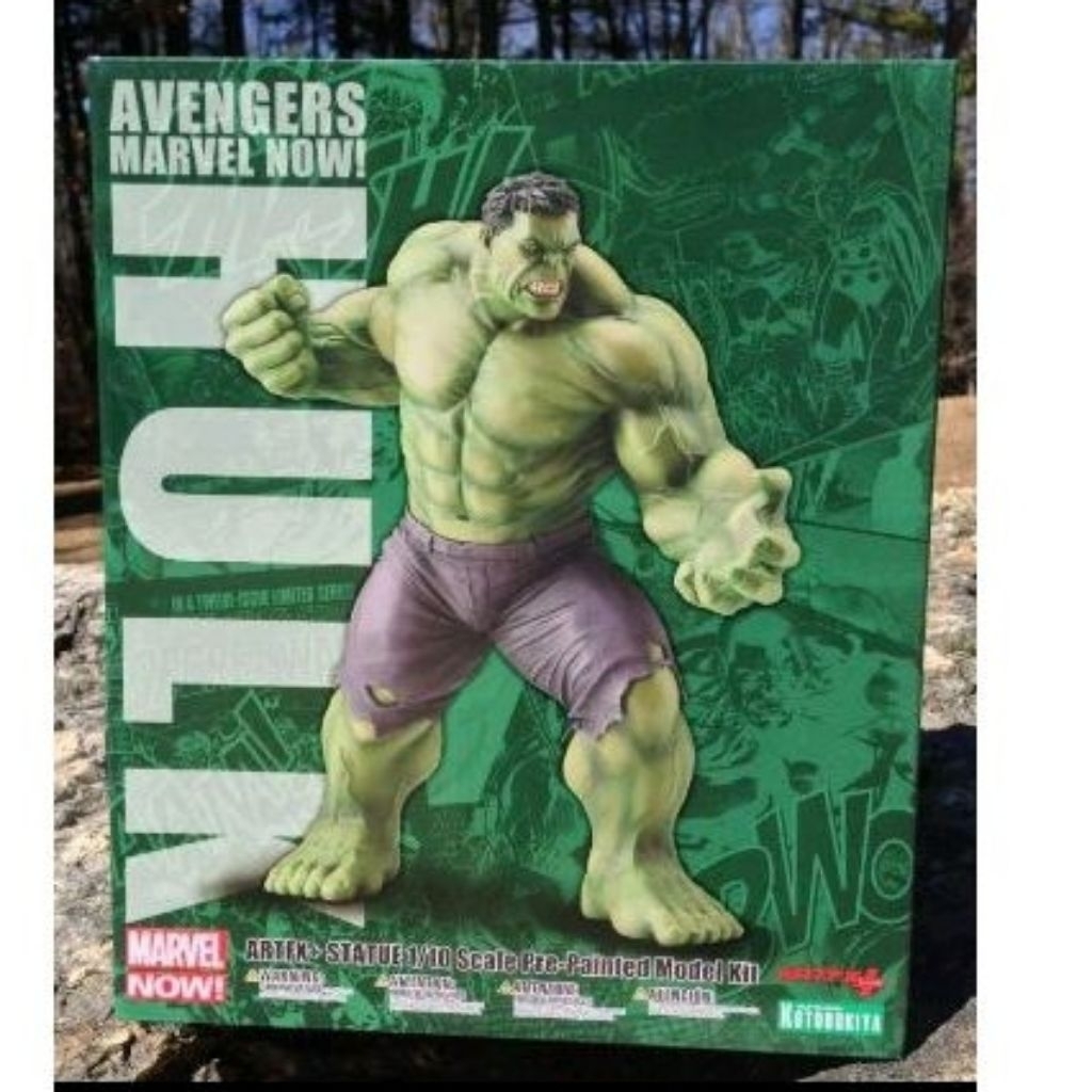 Kotobukiya Marvel Comics ArtFX+ Hulk Statue