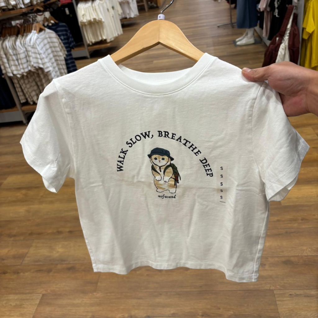 Jastip. Tshirt Uniqlo X Mofusand (Woman)