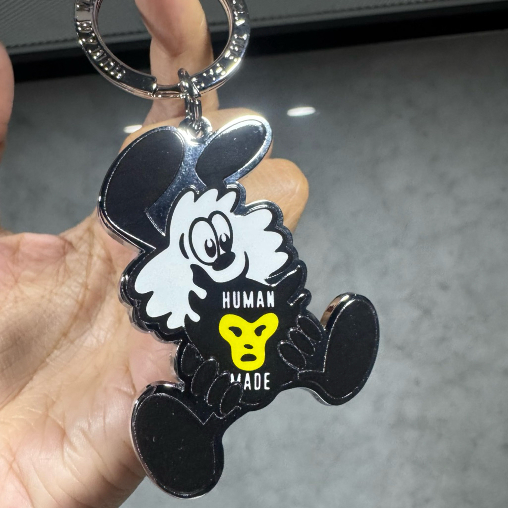 HUMAN MADE x vick VERDY Girls Don’t Cry Keychain Japan Gantungan Kunci