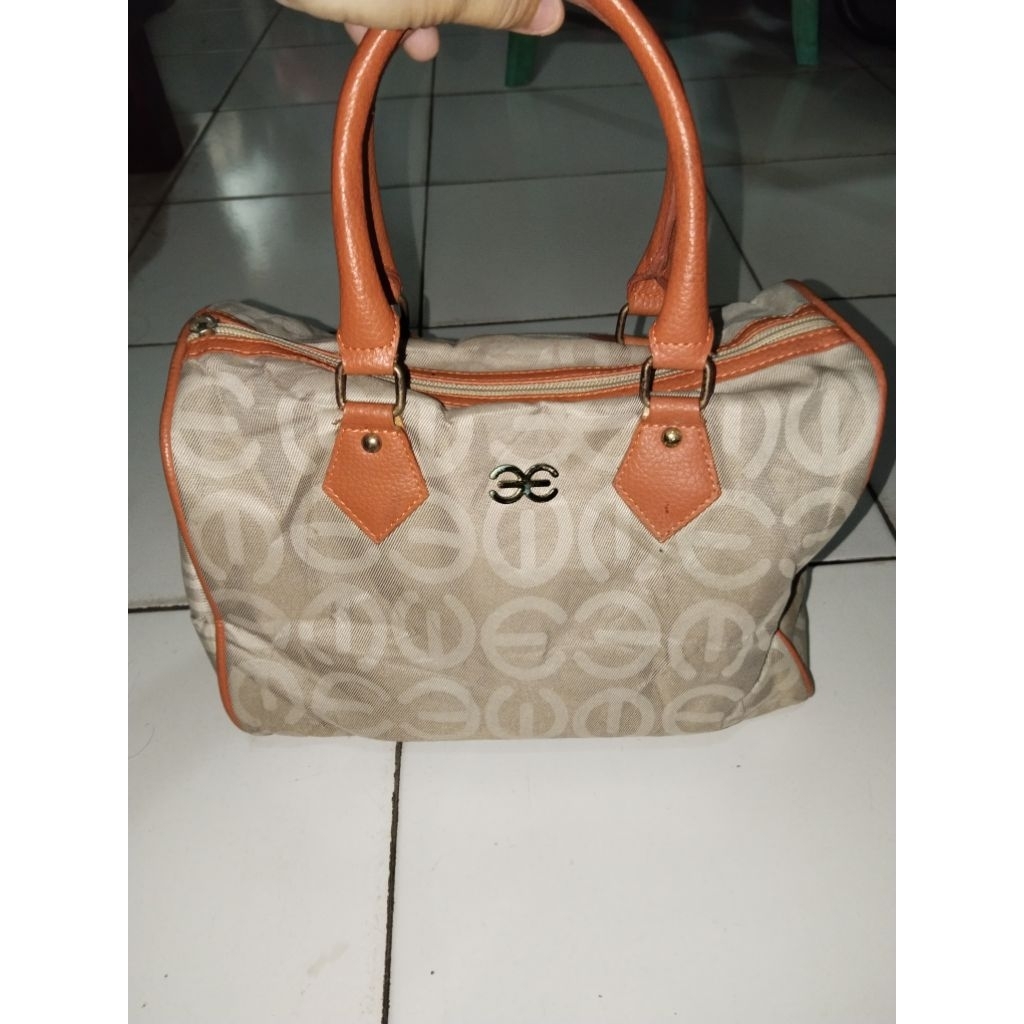 Preloved Tas Speedy Esquire