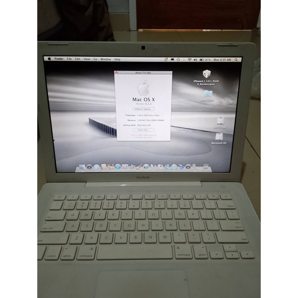 MacBook White 2009