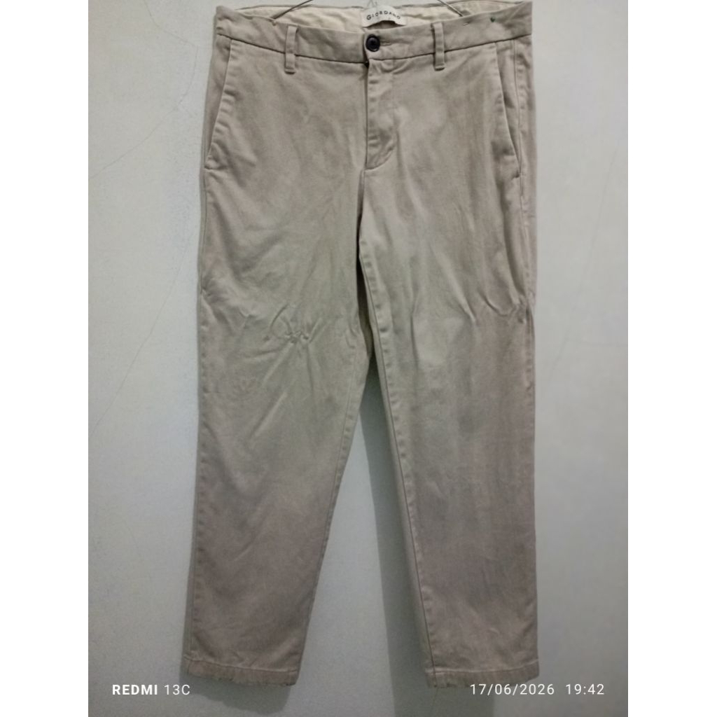 preloved celana panjang chino pria giordano