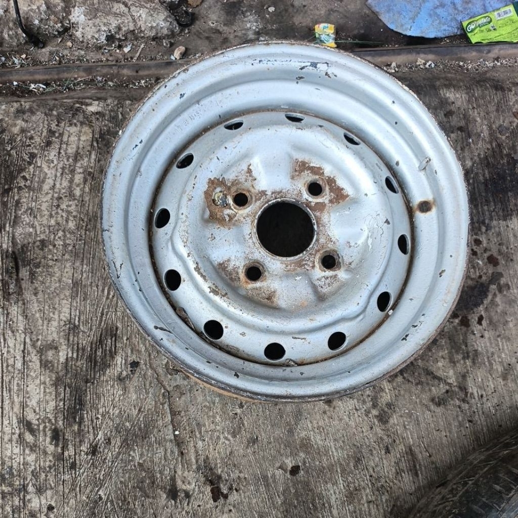 velg kaleng R13 pcd 4x114