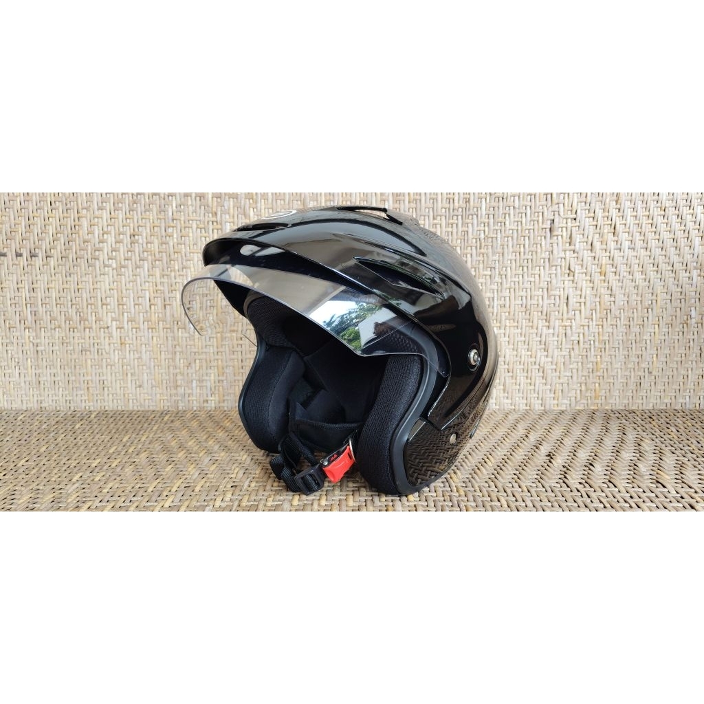 Helm CFMoto