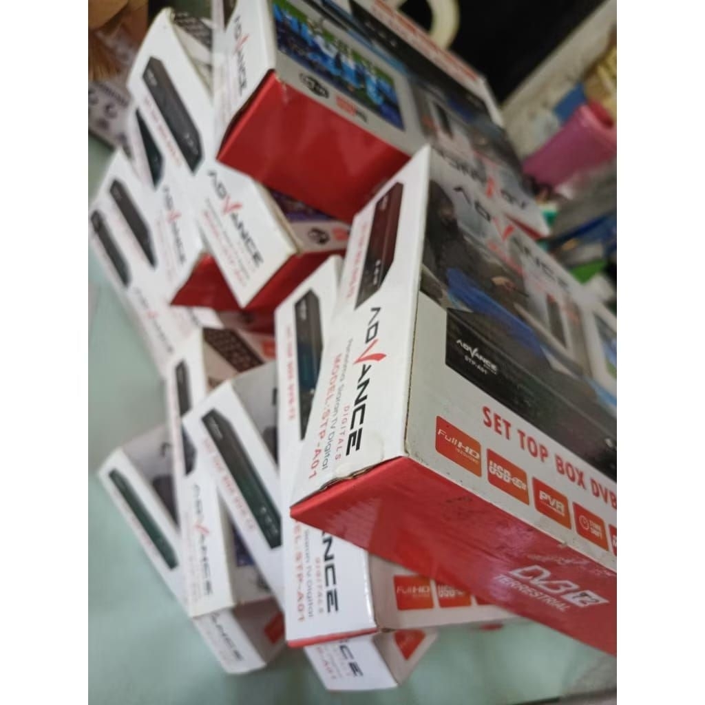STB DIGITAL TV ADVANCE sett kabel