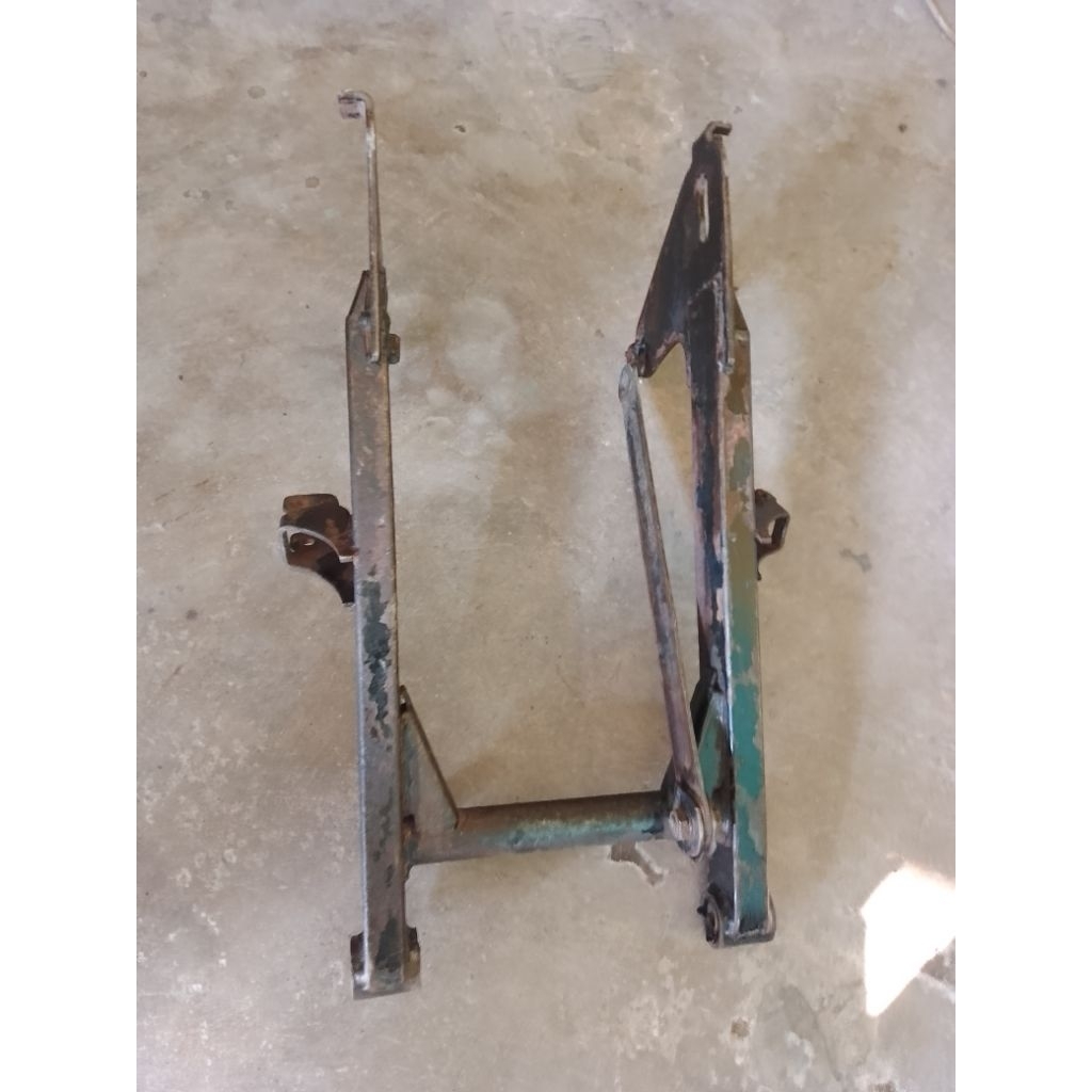 arm suzuki a 100 bekas ori