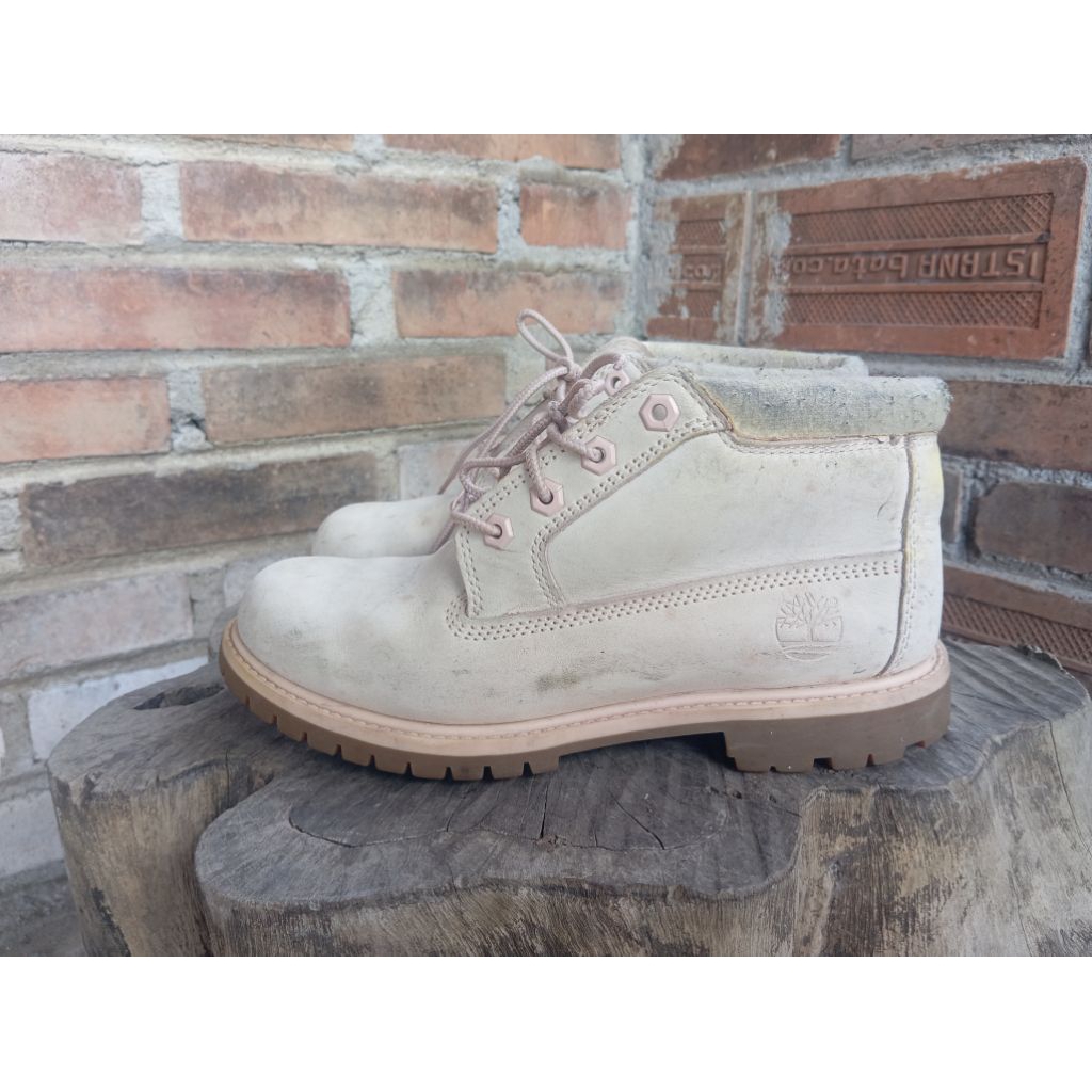 sepatu timberland