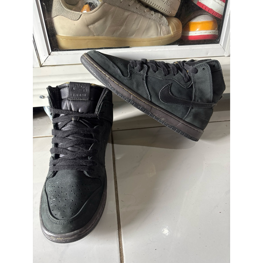 SB dunk high "Deconstructed x Docmart" size 41/26cm