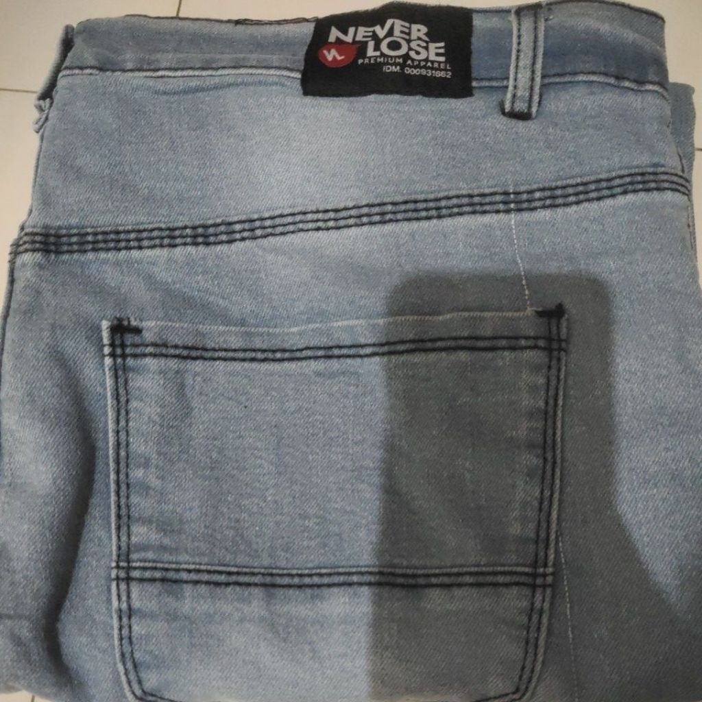 Celana jeans pensil reject pria