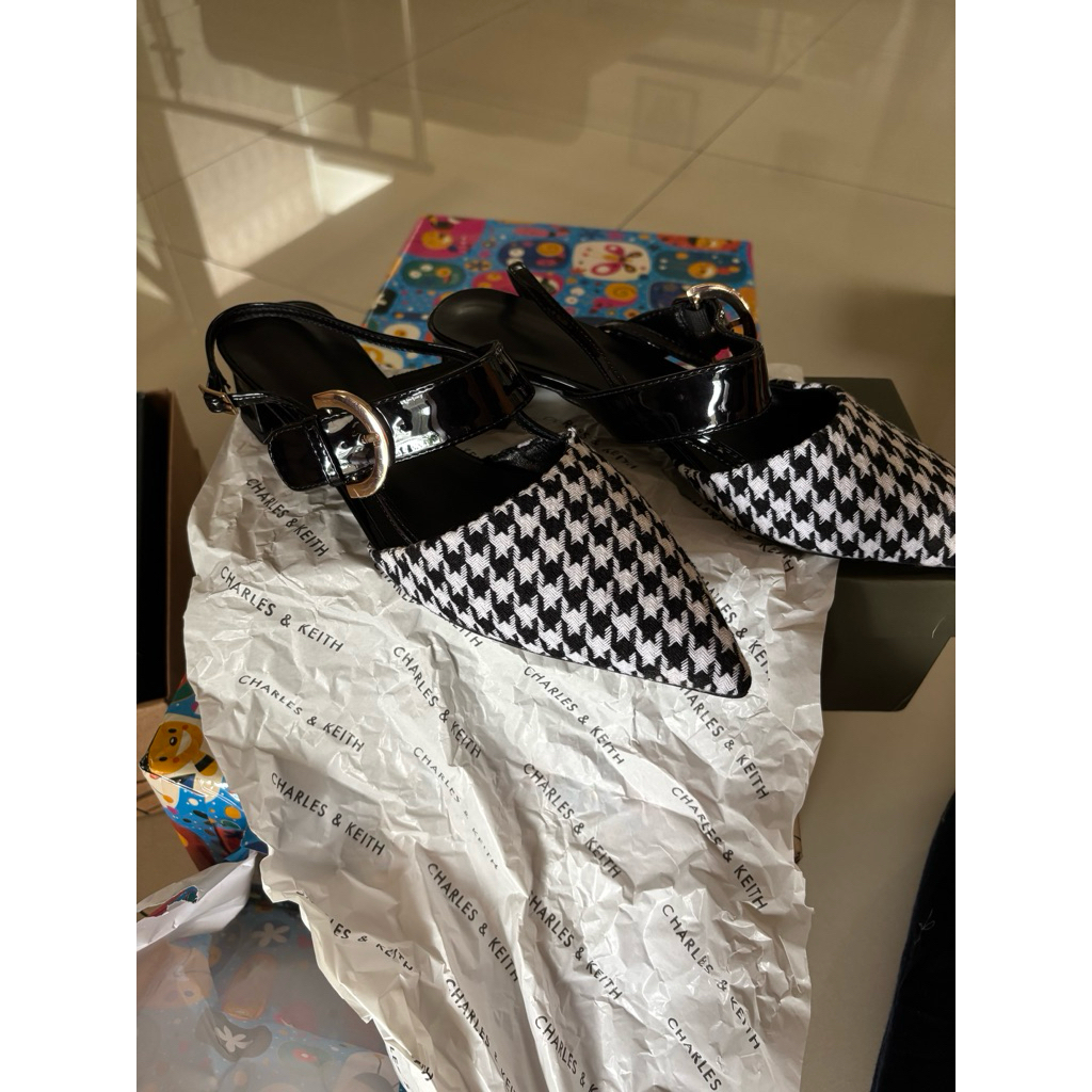 heels ck