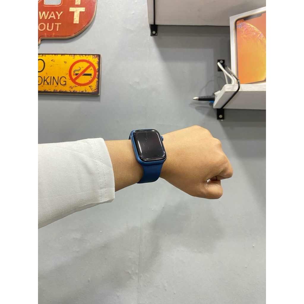 Second iWatch Series 6 44mm