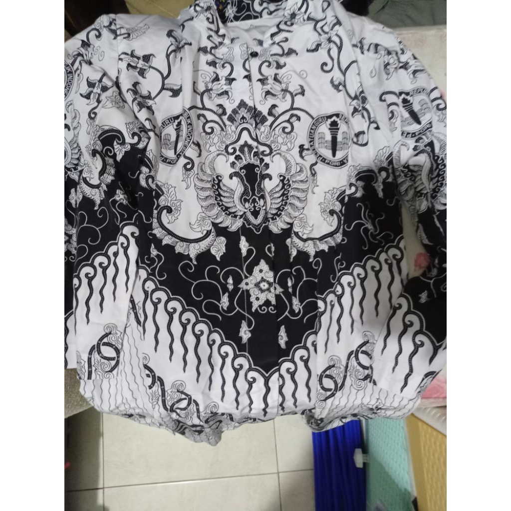 PGRI Wanita Model Tunik Motif Baru Kusuma Bangsa Preloved
