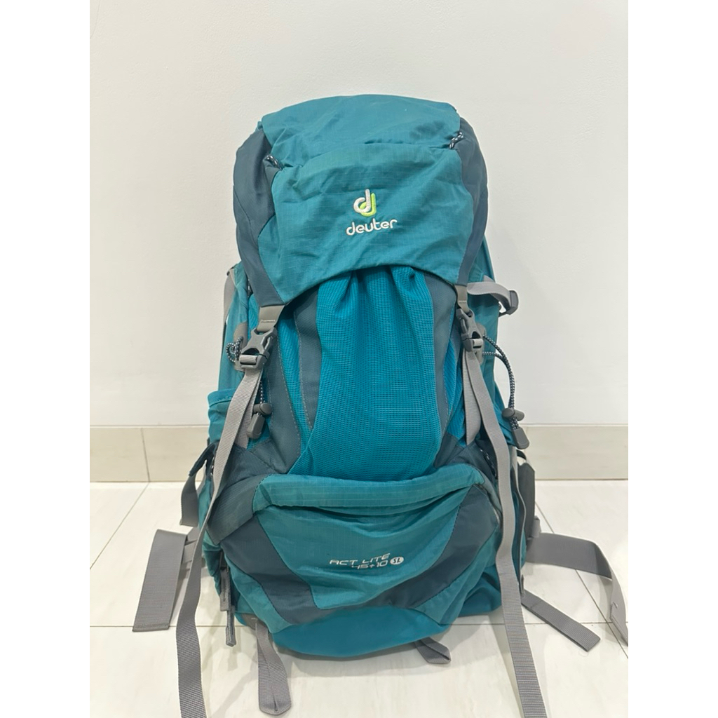[Preloved] Deuter Act Lite 45+10 SL (free rain cover)