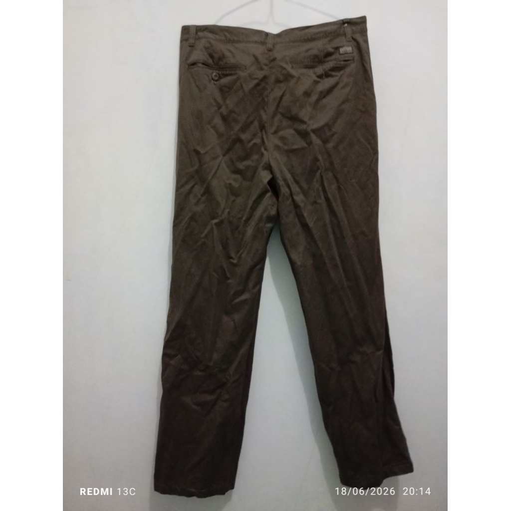 preloved celana panjang chino pria noton