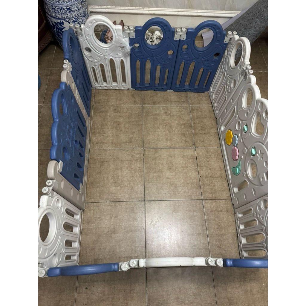 Preloved Pagar Playground anak 1 Pintu + 11 pagar