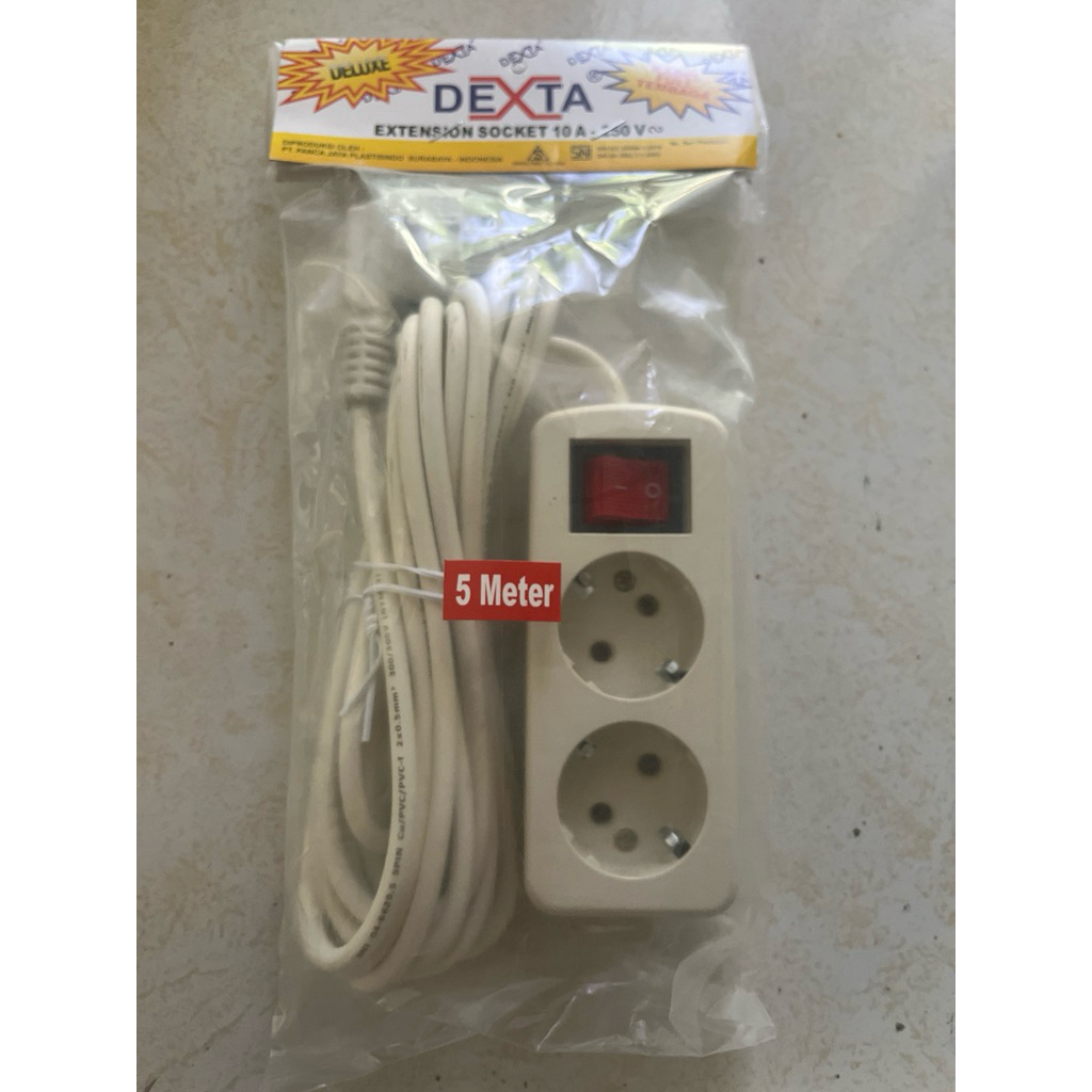 Stop Kontak DEXTA 10A/250V kabel 5 Meter
