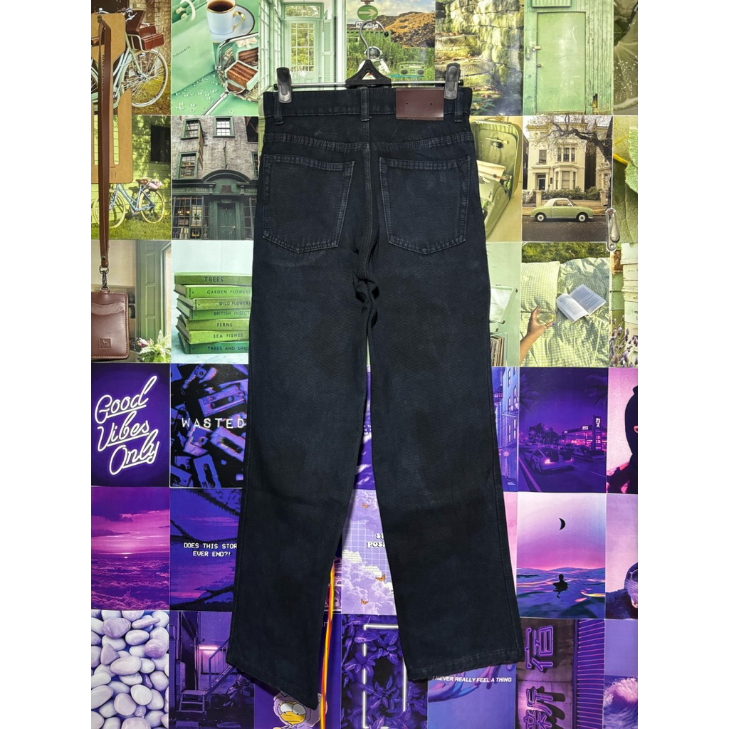 Hugo Boss Navy Black Loose Jeans Size 27 Preloved