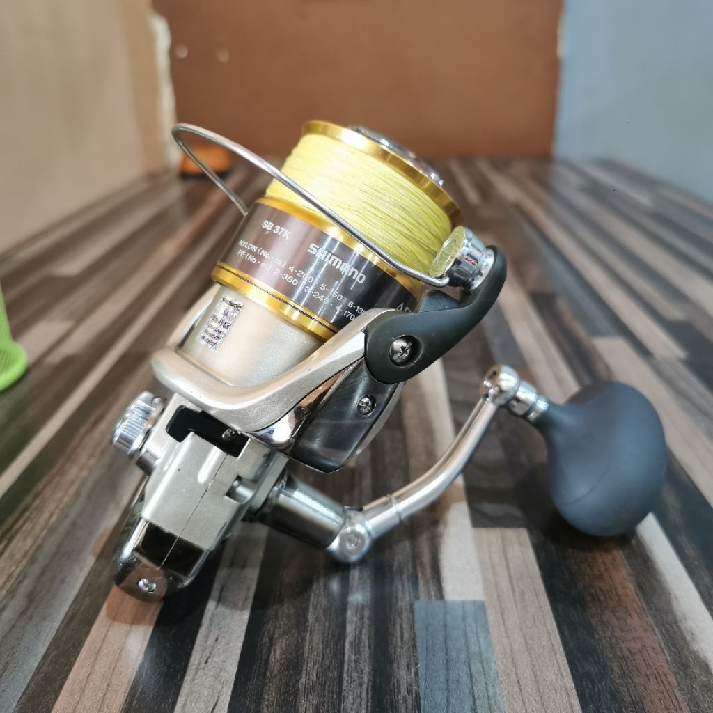 shimano aeronos XT5000PG spining fishing reel