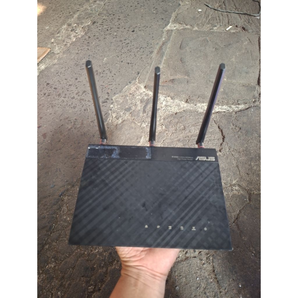 Asus RT-N18U 2.4GHz 600Mbps