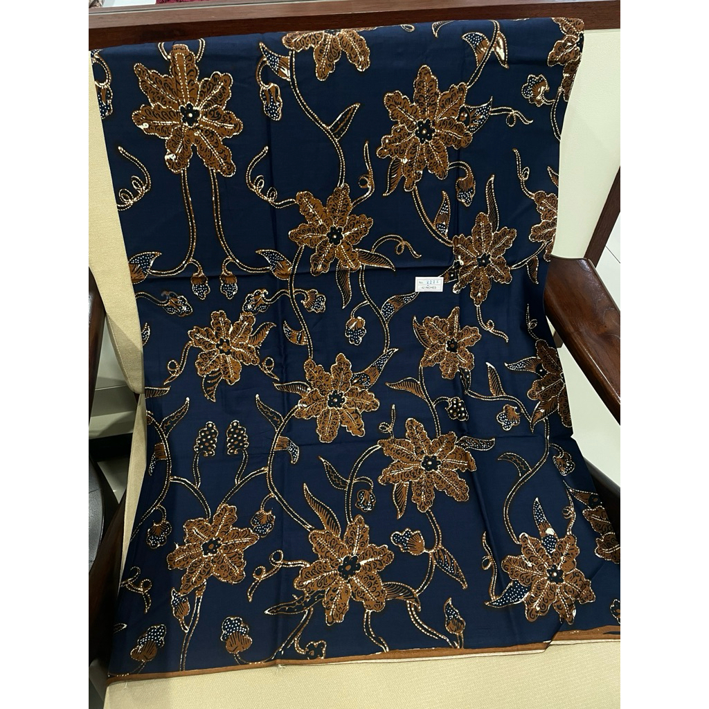 Batik Prasanthi Wening (043651)