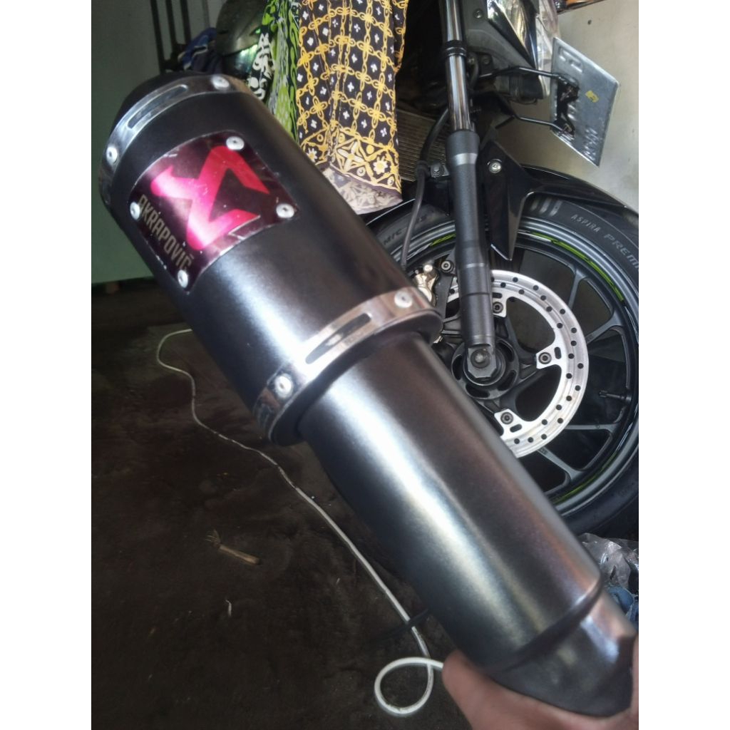 knalpot Akrapovic full set cb150r