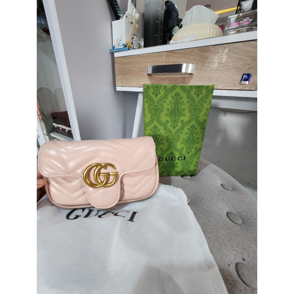 marmont gucci miror soft pink