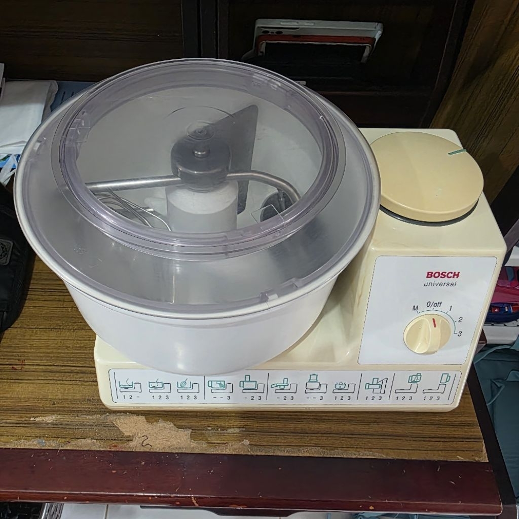 MURAH Bosch Mixer Universal Classic