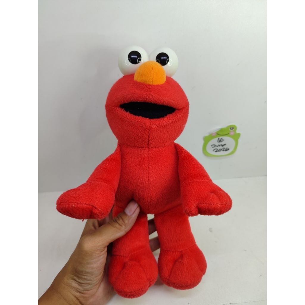 boneka elmo sesame street vintage mata keras hasbro brand pudar