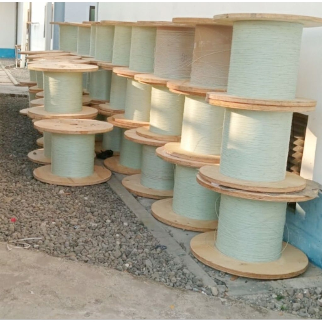 ruji fiber putih susu UK: 1,5 mm. panjang 50 mtr
