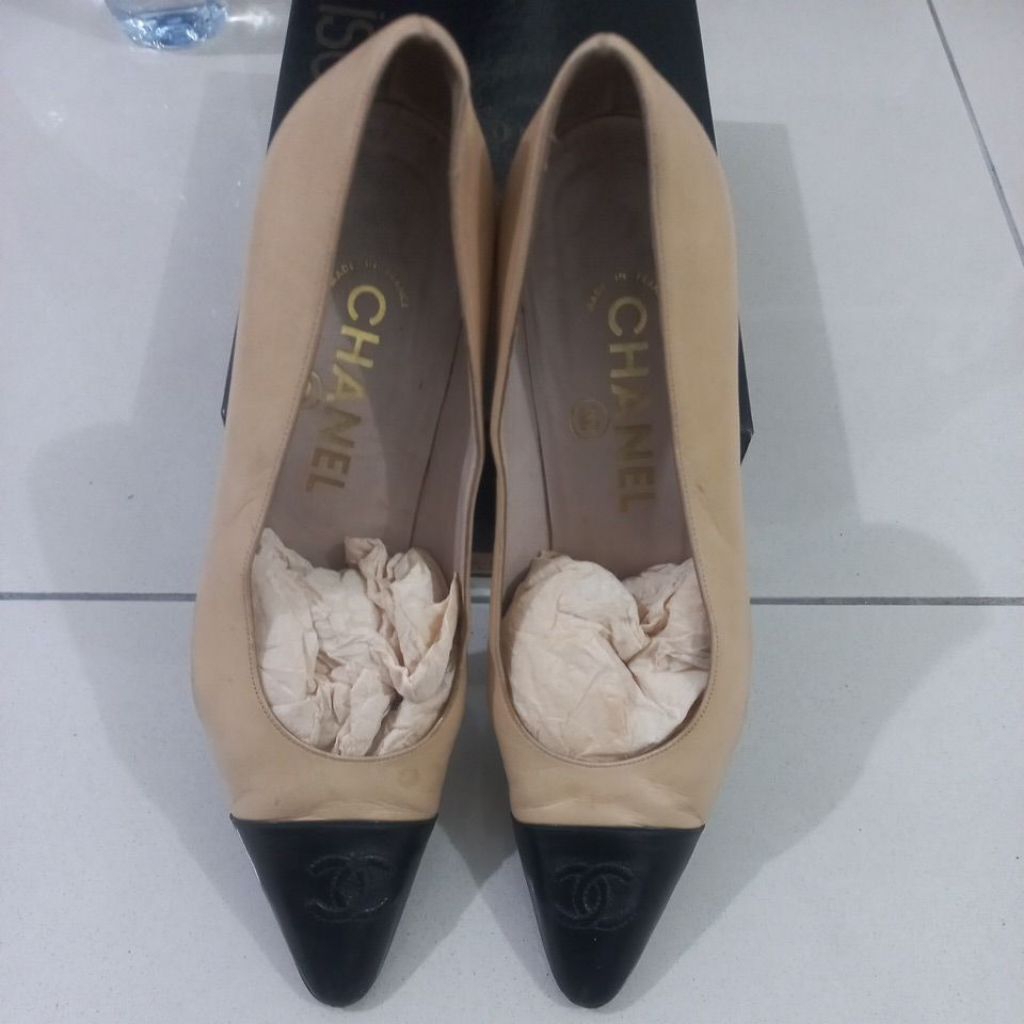 Sepatu Chanel Ori Preloved