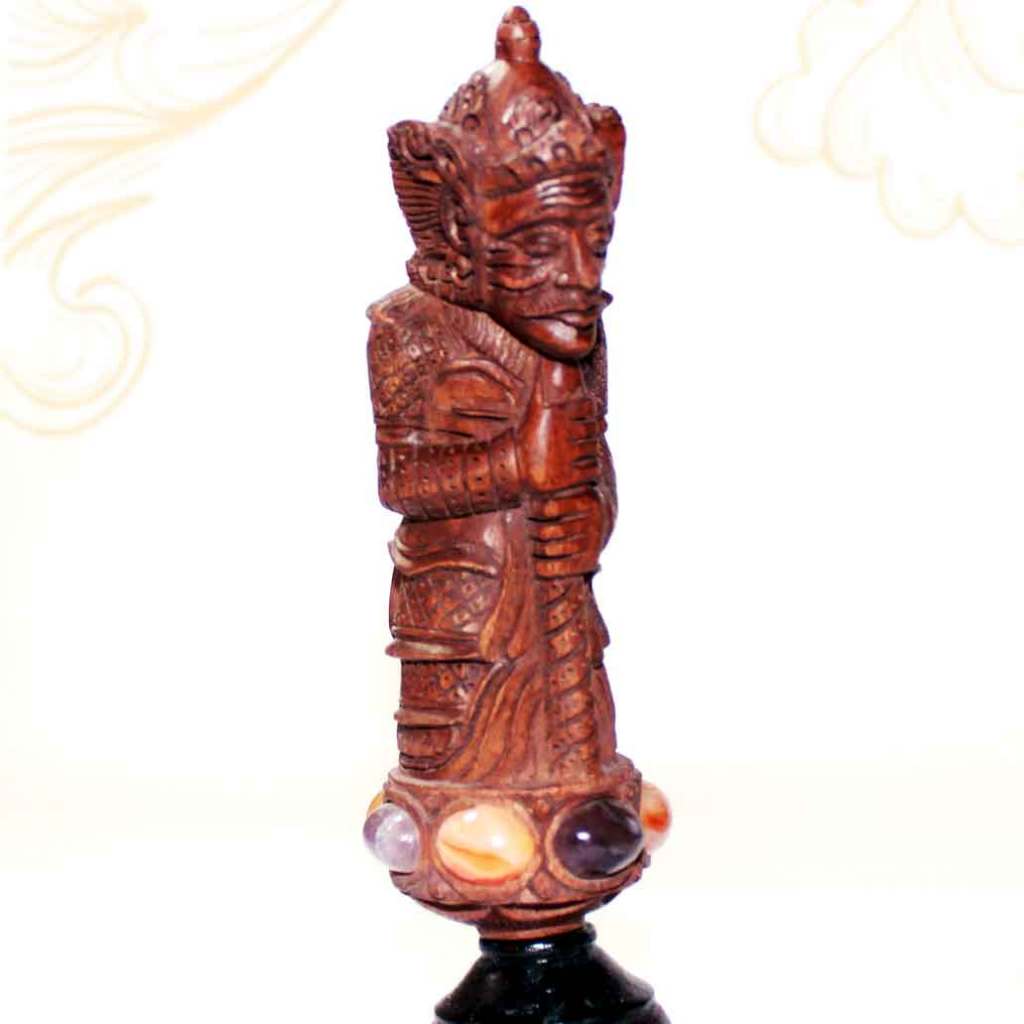 Ukiran deder Handle Keris bahan kayu ukuran 14x5 cm Dewa Bali kayu Sawo robyong batu akik CPR771