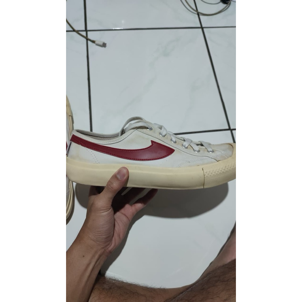 Preloved Sepatu Compass dan Adidas