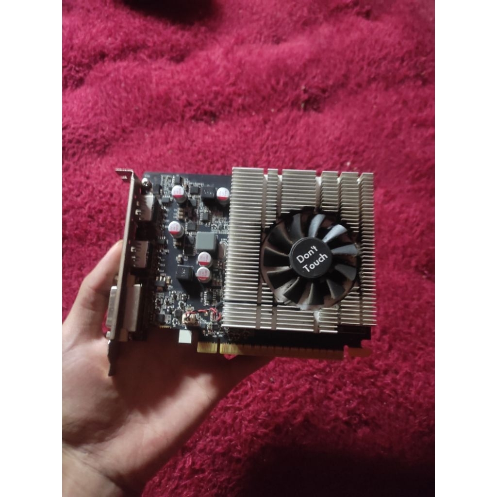 GTX 745 2gb ddr3 merek Fujitsu