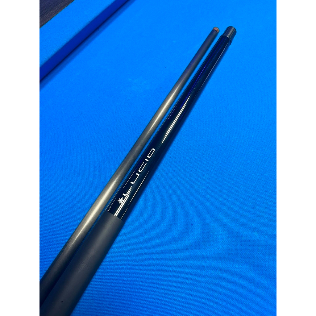Venom Lucid 2 Carbon Low Deflection Stick Billiard Second