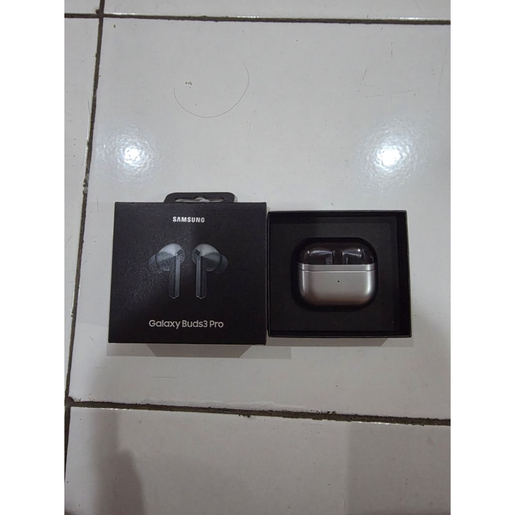 Samsung Buds 3 Pro grs SEIN bekas seken second