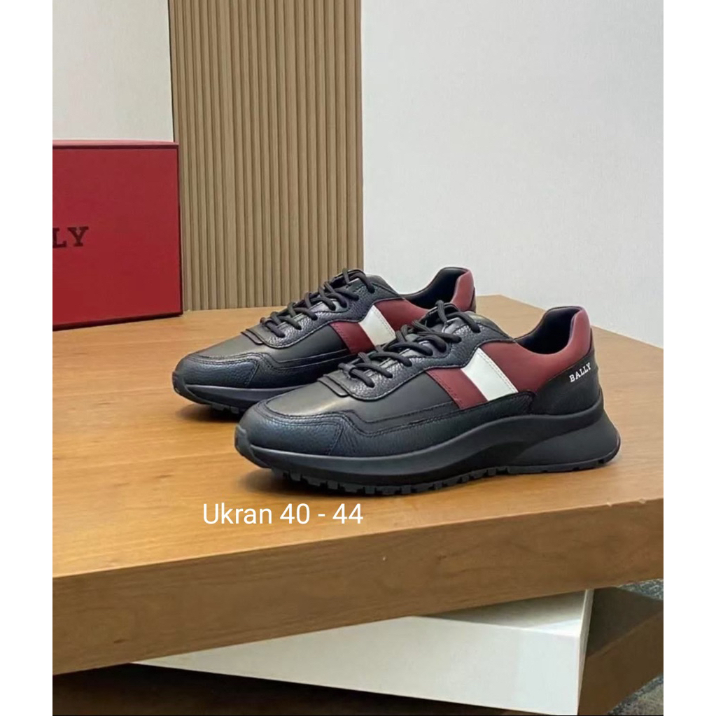 Sepatu bally kulit pria