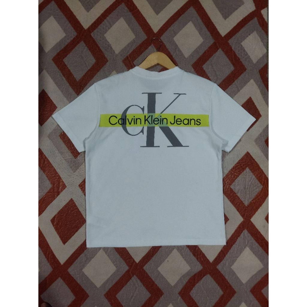 Kaos Calvin Klein Second Original