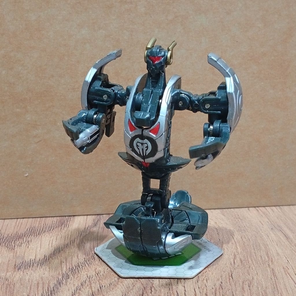 Bakugan Bakutech Gravity Nome