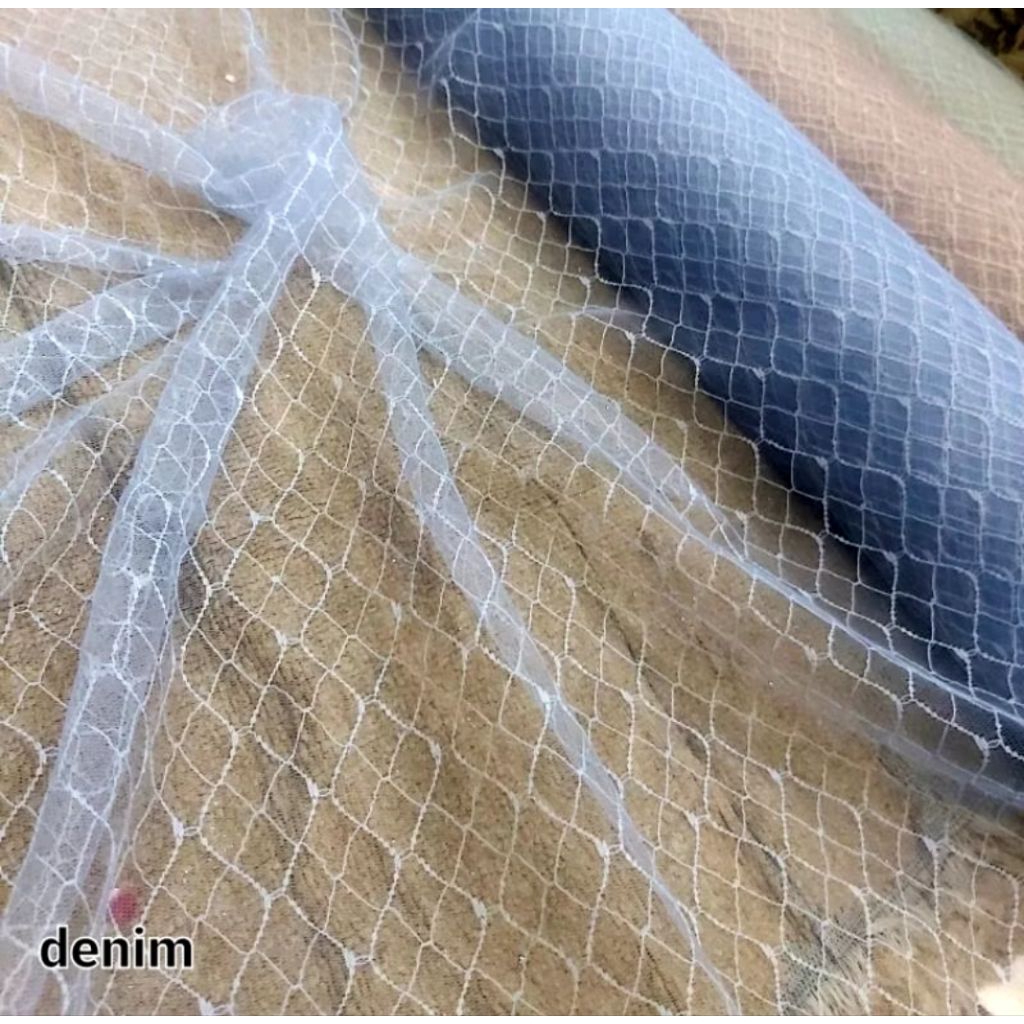 Kain Tile Akar / Soft Tulle Motif Maze / Bahan Halus Lembut Tanpa Glitter Dan Mutiara