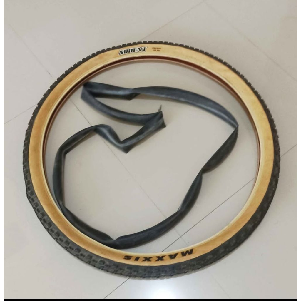 Ban Maxxis Ardent skinwall dan inner tube Used