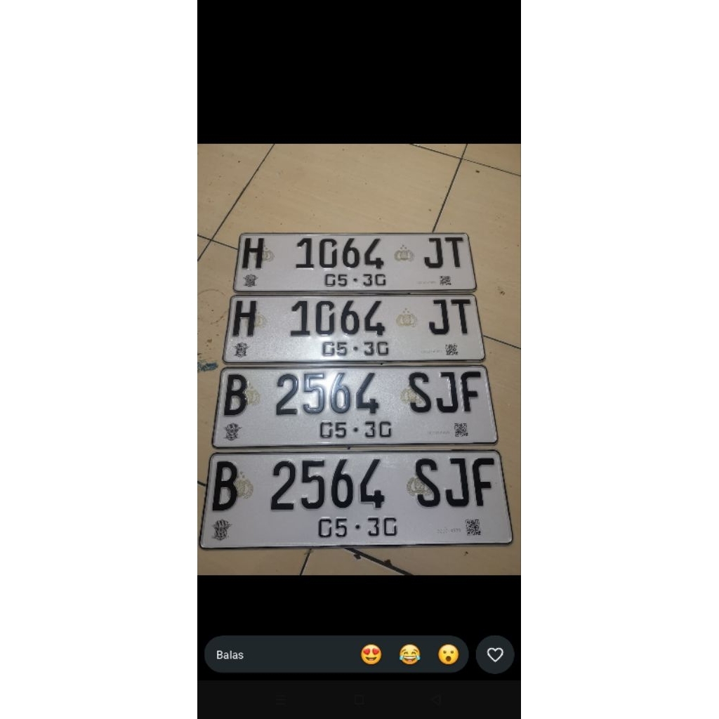plat mobil bahan reflektif