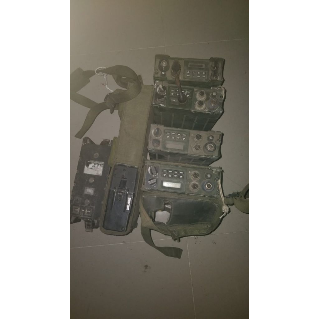 radio racal rm 4700 kondisi hidup displai ok