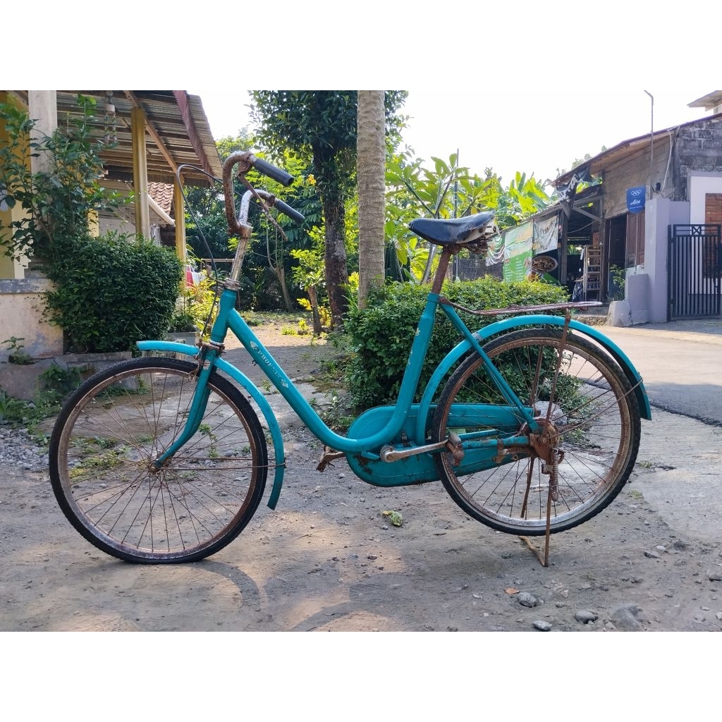 [JUAL MURAH] Sepeda Perempuan Phoenix Jadul Ring 24 (24 Inch) bekas / second - Ontel Jadul Kondisi D