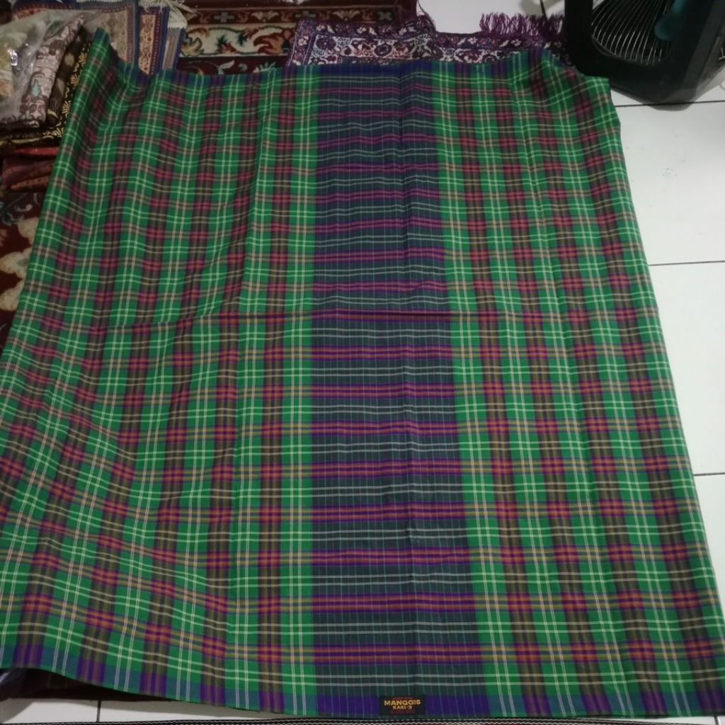 Sarung jadul Manggis kaki3(second)